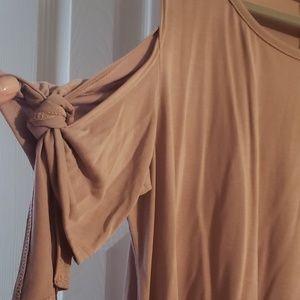 Dusty rose.. tied cold shoulder short sleeves.